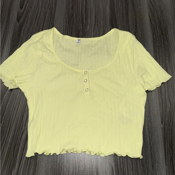 BP Women’s Top Size XS Yellow Lemonade Pointelle Rib Short Sleeve Henley Crop - Picture 1 of 8